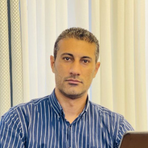 کمال شکیبا-استاد مادر دوزبانه